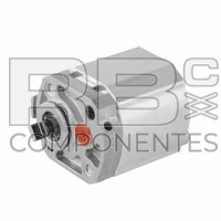 POMPE COMPATIBLE JL 7023580